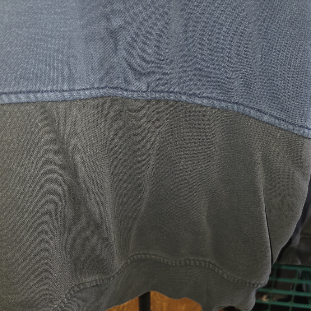 Levi's Men's Two-Tone Sweat Shirt Black and Blue - Picture 3 of 10